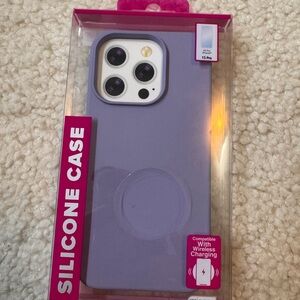 iPhone 15 Pro Silicone Lavender Case